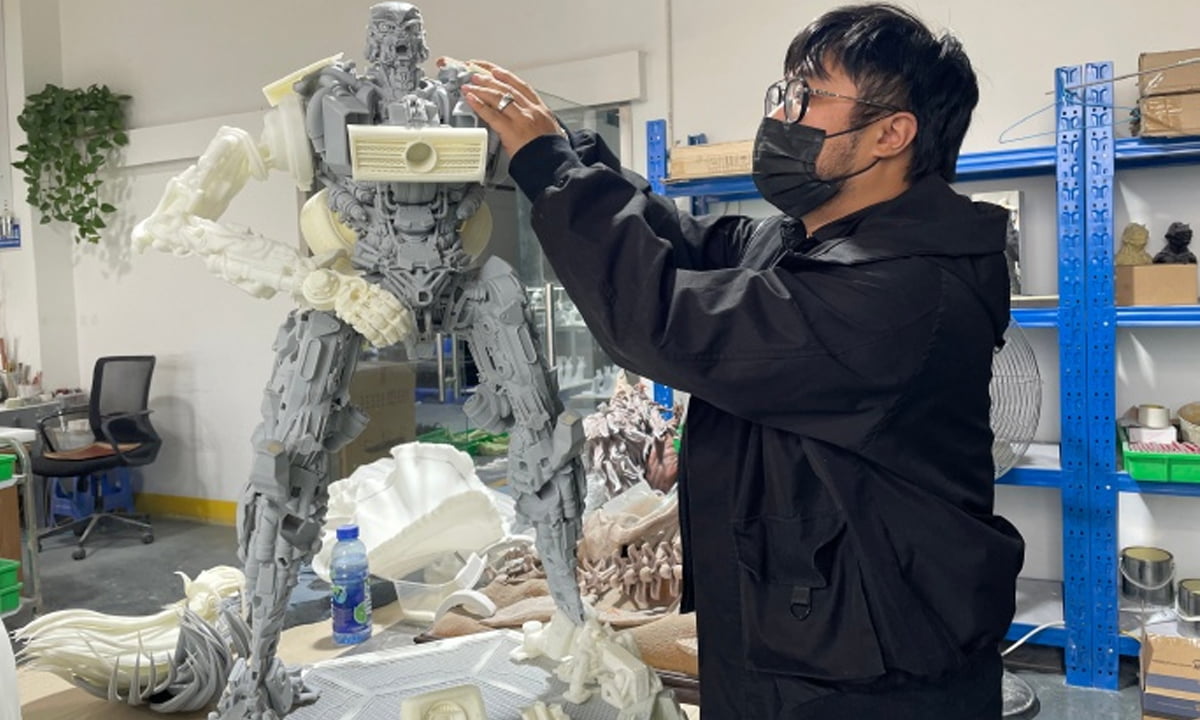 Acrylic primer application on action figure